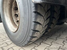 VOLVO 450 8x4 Abrollkipper MEILLER Kran PENZ 17L8.50R