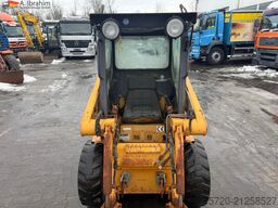 Case 1825 | 17 KW | 4x4 | Kompaktlader mit Schaufel