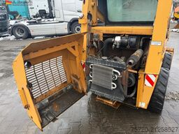 Case 1825 | 17 KW | 4x4 | Kompaktlader mit Schaufel