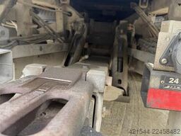Mercedes-Benz Atego Recovery Truck with Jige Body