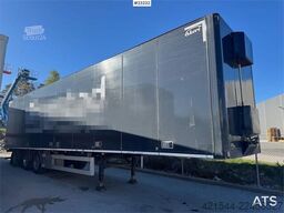 Ekeri box semi-trailer with full side opening and lift