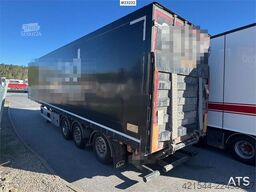 Ekeri box semi-trailer with full side opening and lift