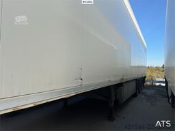 Schmitz box semi-trailer with refrigeration/freezer unit –