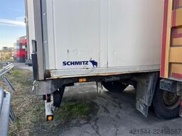 Schmitz box semi-trailer with refrigeration/freezer unit –