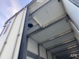 Schmitz box semi-trailer with refrigeration/freezer unit –