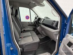 VOLKSWAGEN PELKABINE.