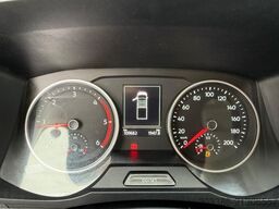 VOLKSWAGEN PELKABINE.