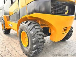 JCBTLT35D / 4X4 / DIESEL / 4100MM / CABI TLT35D / 4X4 / DIESEL / 4100MM / CABIN