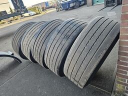 CONTINENTAL | 385/65 R 22.5. Conti Hybrid Ht 3 |on light metal rim.