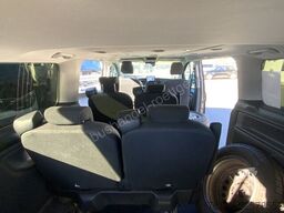 Ford Tourneo Custom 2.0 D