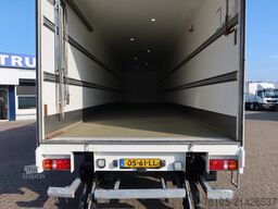 Heiwo TGM 15.290 Trekker + Heiwo city trailer geïsole...