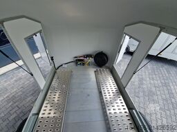 Cheval Liberté Debon C1000 Premium Fahrzeug Transporter
