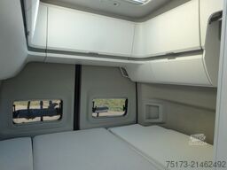 VW Grand California Autm. VA 600 LED Markise