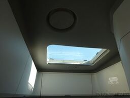 VW Grand California Autm. VA 600 LED Markise