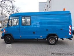 MERCEDES-BENZ Nr.31 Vario 614 D / AHK / SHZ / DoKa 9 Sitzer