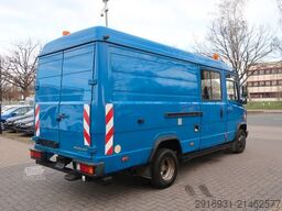 MERCEDES-BENZ Nr.31 Vario 614 D / AHK / SHZ / DoKa 9 Sitzer