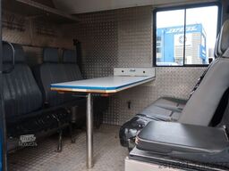 MERCEDES-BENZ Nr.31 Vario 614 D / AHK / SHZ / DoKa 9 Sitzer