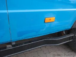 MERCEDES-BENZ Nr.31 Vario 614 D / AHK / SHZ / DoKa 9 Sitzer