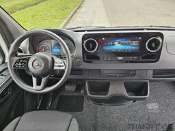 MERCEDES-BENZ SPRINTER 319 Bakwagen Laadklep!