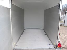 Cheval Liberté Debon C500 Roadster schwarz Alu silber Rampe