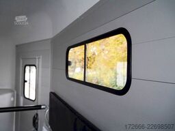 Cheval Liberté TOURING JUMPING V1 SCHWARZ +SATTELKAMMER