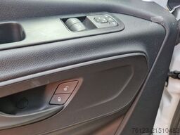 MERCEDES-BENZ Sprinter Lord Light 22 Sitzer Lagerfahrzeug