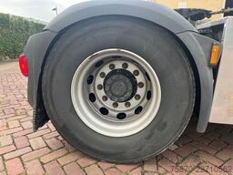 De Baar Trucks BV De Baar Trucks BV De Baar Trucks BV