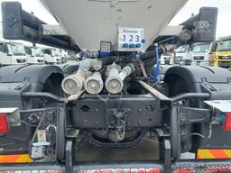 MAN TGX 35.440  Silo Euro 6 8x4 Lift+Lenk Klima (5)