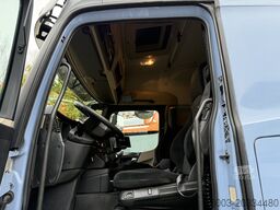 Mercedes-Benz Actros 2548 LS 6X2 Kran HMF 3220 bis 16 Meter