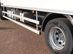 DAF CF 320 FA Koel/vriezen +Carrier Supra 1150 Sile...