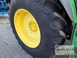 John Deere 6630