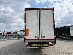 Schmitz Cargobull N/A Thermo King SLXi Spectrum Multi Temp 250B 2...