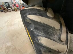 JCB 6 TST