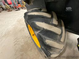 JCB 6 TST