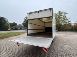 FUSO Canter 7C15 Koffer mit Ladebordwand
