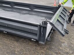 ungesetzt Abrollcontainer City 2.0-2.3 x 3.8-4.0m Stapel