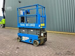 Genie GS1932 Electric, Working Height 7.8 m, 227kg Capac