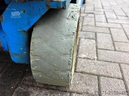 Genie GS1932 Electric, Working Height 7.8 m, 227kg Capac