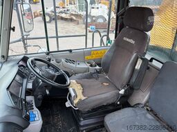 Komatsu HM300-3