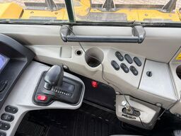 Komatsu HM300-3