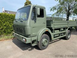 MERCEDESBENZ 1017 4X4 ex armată recondiționat MercedesBenz 1017 4X4 ex army reconditioned