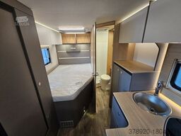 LMC Tourer Lift H 630 AHK / RF / SAT