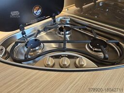 LMC Tourer Lift H 630 AHK / RF / SAT