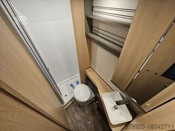 LMC Tourer Lift H 630 AHK / RF / SAT