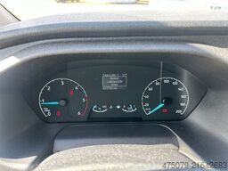 FORD Transit Custom / Rettungswagen / Liege / KTW