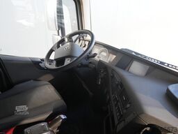 Volvo FH 420 tractor unit