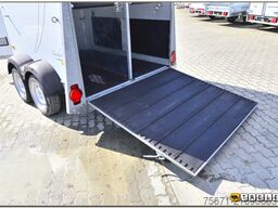 Humbaur Xanthos 2400