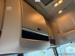 DAF XF 530 6x2 tractor unit. WATCH VIDEO