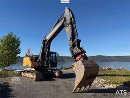 Volvo EC250EL Excavator with GPS, Tiltrotator and 2 Buck