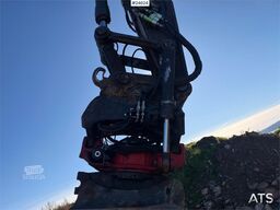Volvo EC250EL Excavator with GPS, Tiltrotator and 2 Buck
